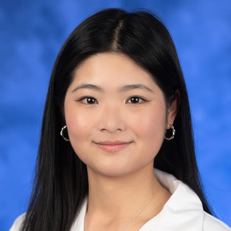 Profile Photo: Annie Lin