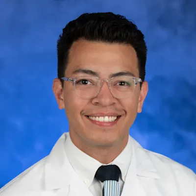 A Professional Portrait of Julio de Leon Gonzalez