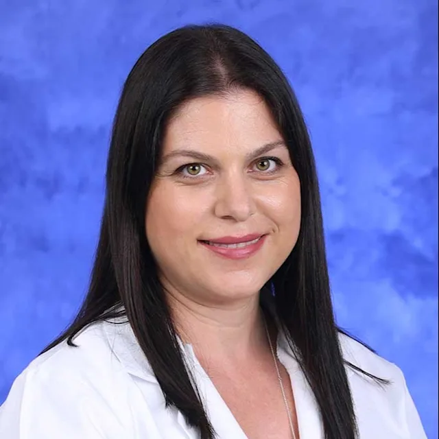 Profile Photo: Emel Kaya Aumann
