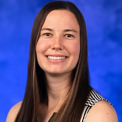 Profile Photo: Stephanie Schell