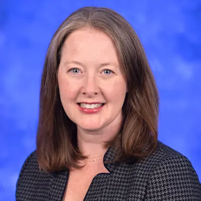 Profile Photo: Dora Hunter