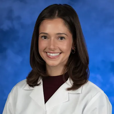 Profile Photo: Alexandra Abruzzo