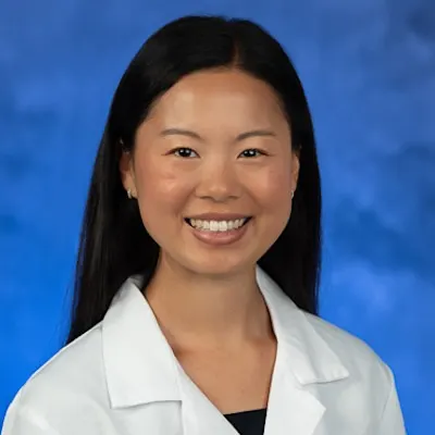 Profile Photo: Alice Lin