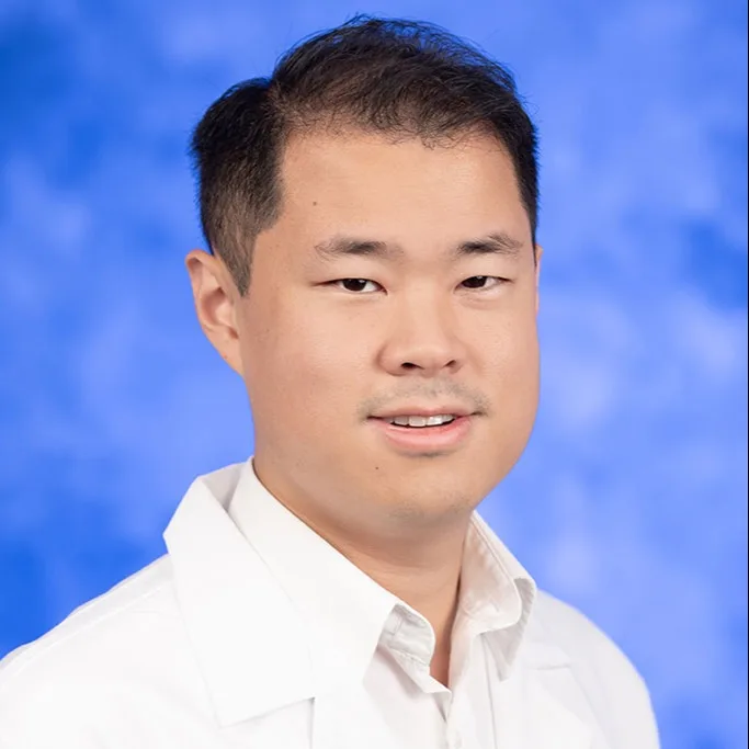 Profile Photo: Theodore Hsu