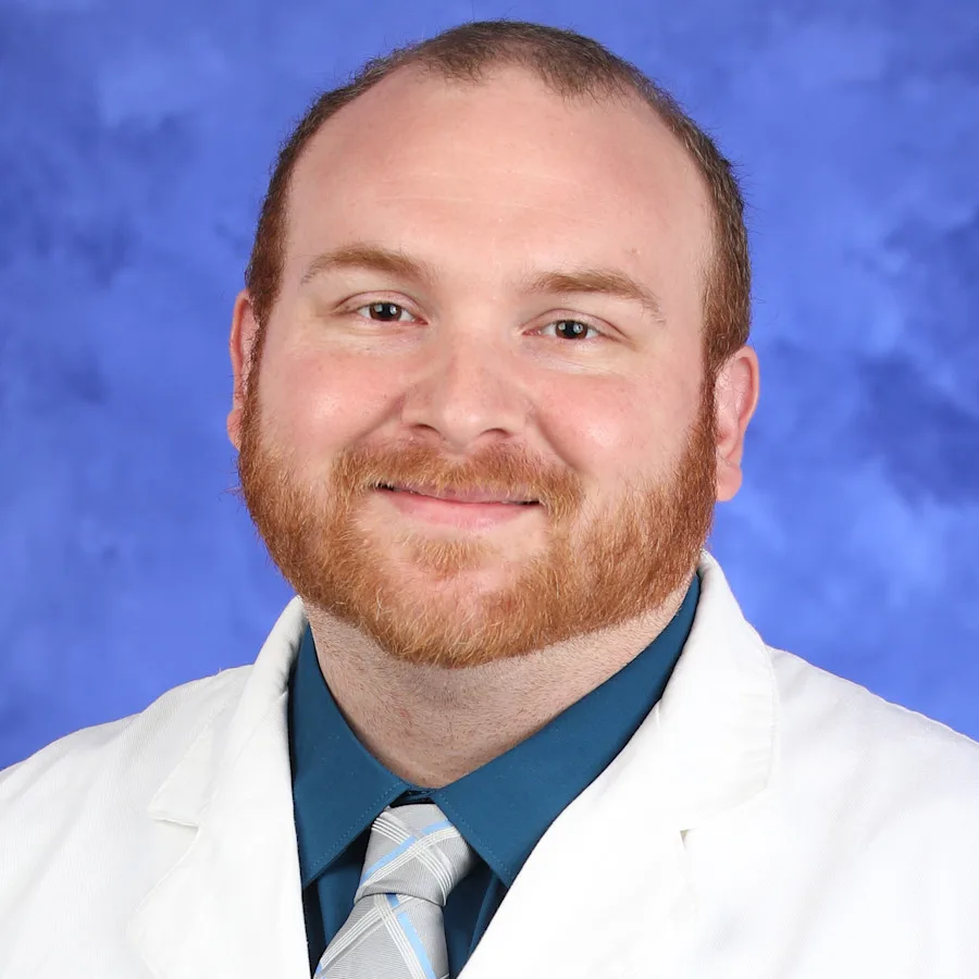 Profile Photo: Nicholas Macklin