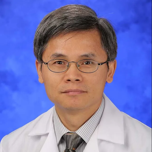 Profile Photo: Weibin Shi