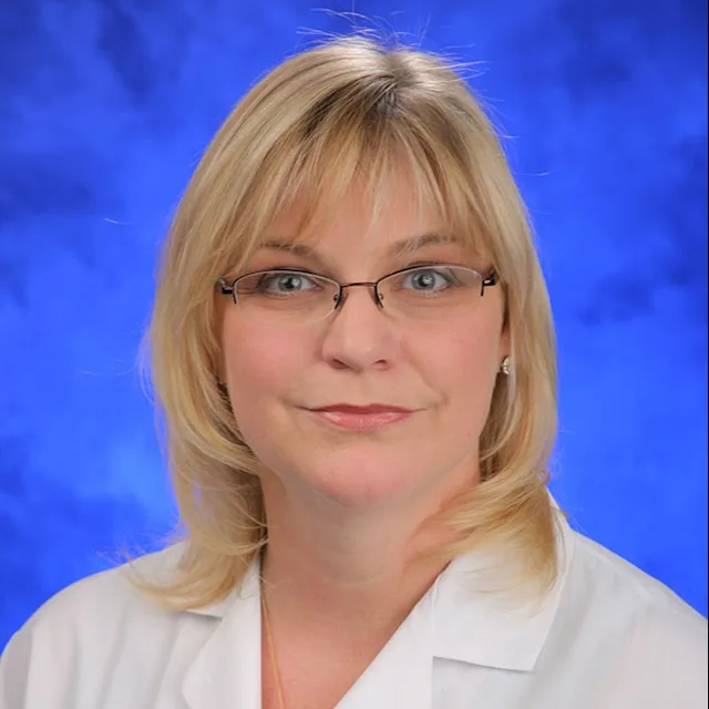 Profile Photo: Christie Travelute