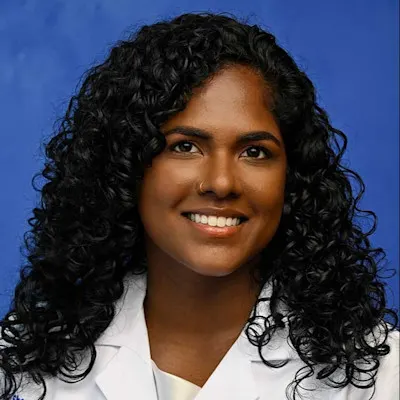 Profile Photo: Sherry Rethnaswamy