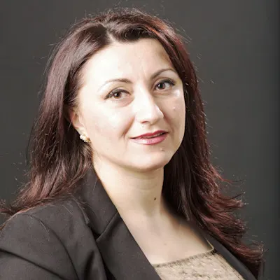Profile photo: Nelli Mnatsakanyan