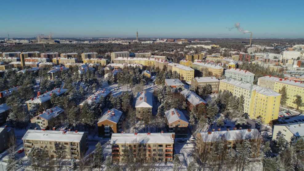 IMG - Helsinki talvella otettu luminen kuva ilmasta - 2400 px / 1350 px