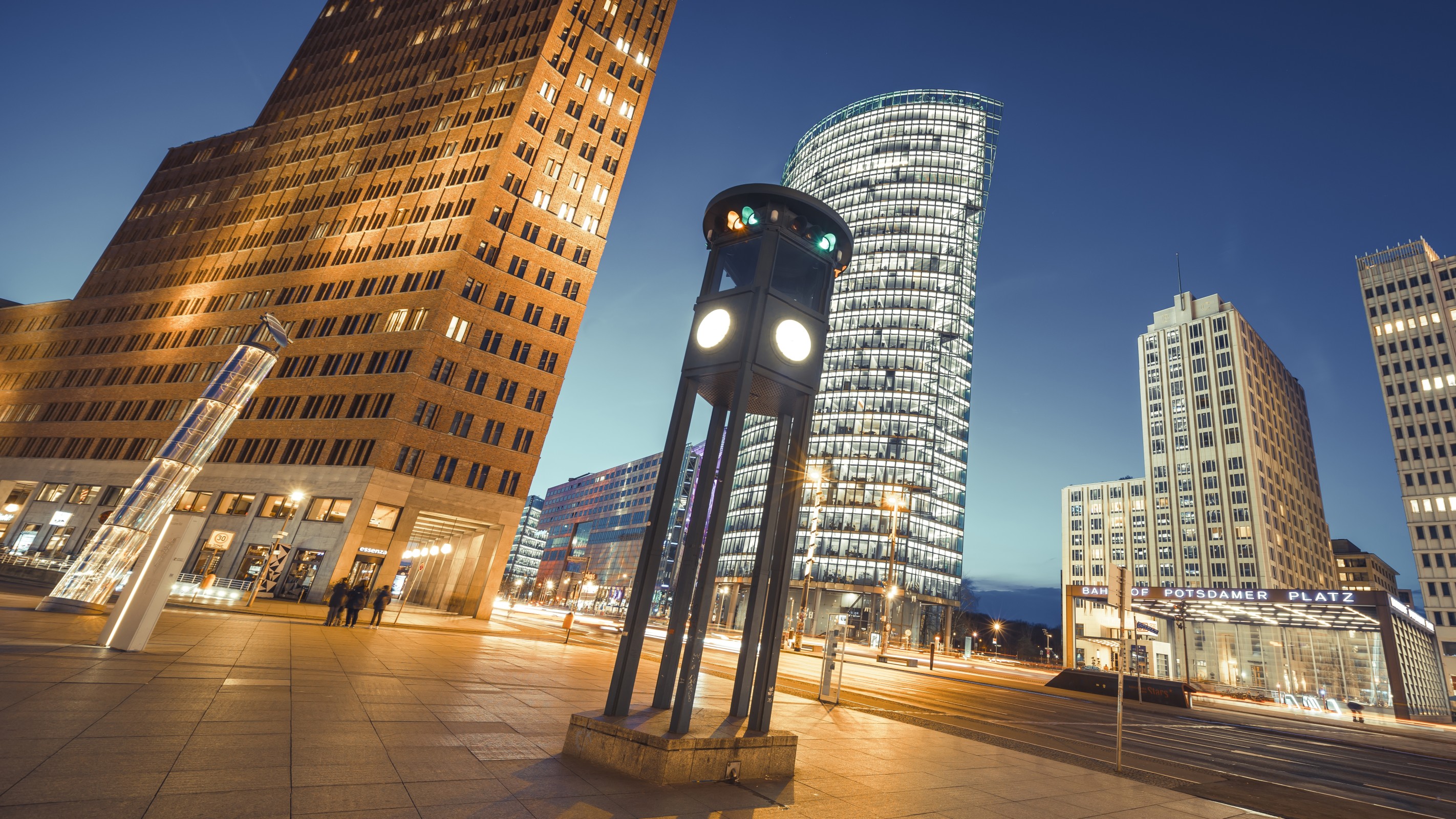 Wie es anfing, wie es läuft Die Geschichte der Verkehrssicherheit in