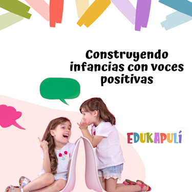 Dos niñas hablando sentadas en sillas