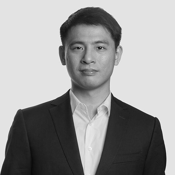 06 Kun Qiu BI9A8878 B&W 600px sq ©2026 Eric van den Brulle