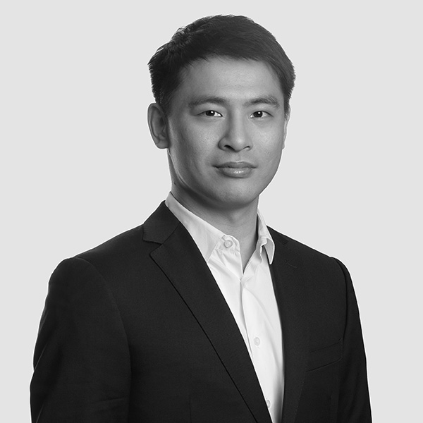 06 Kun Qiu BI9A8878 B&W 600px sq ©2026 Eric van den Brulle