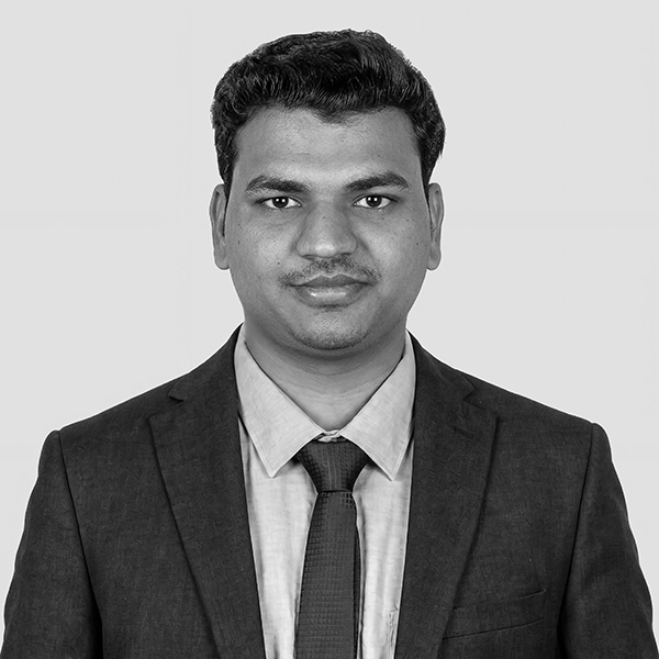 Vivek Gupta evbphot retouching B&W 600px sq
