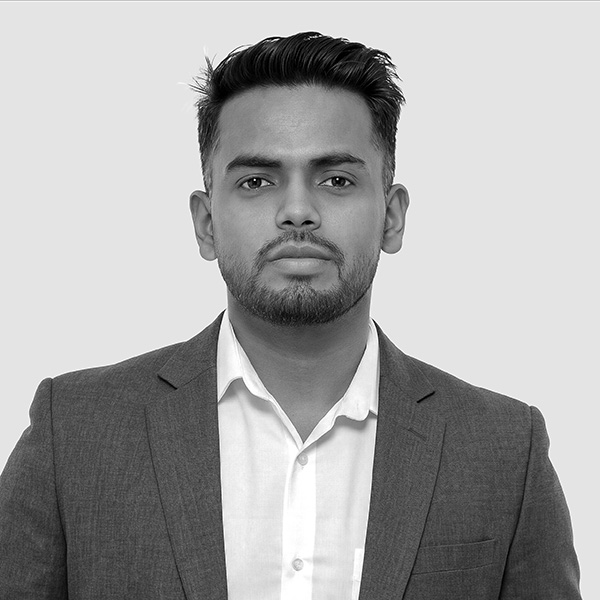 Mohit Mishra B&W 600px sq evbphoto.com retouching v01