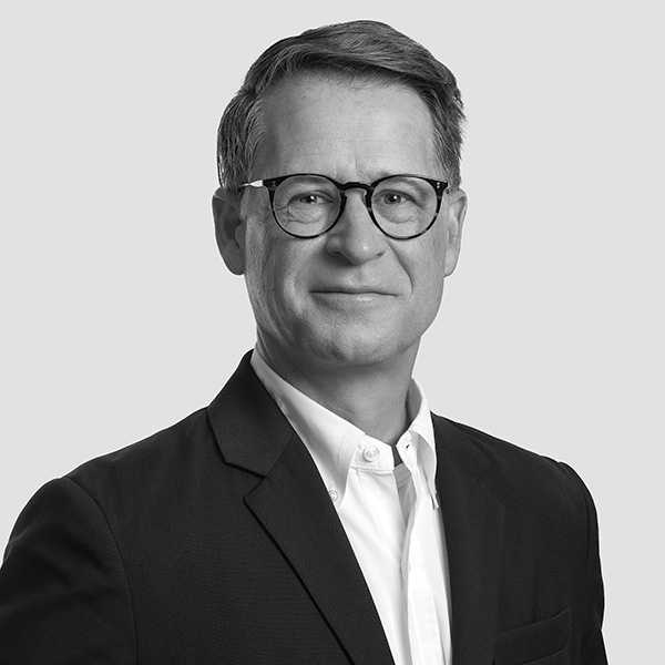 Leo van den Thillart BI9A9896 B&W 600px sq 2025 Eric van den Brulle