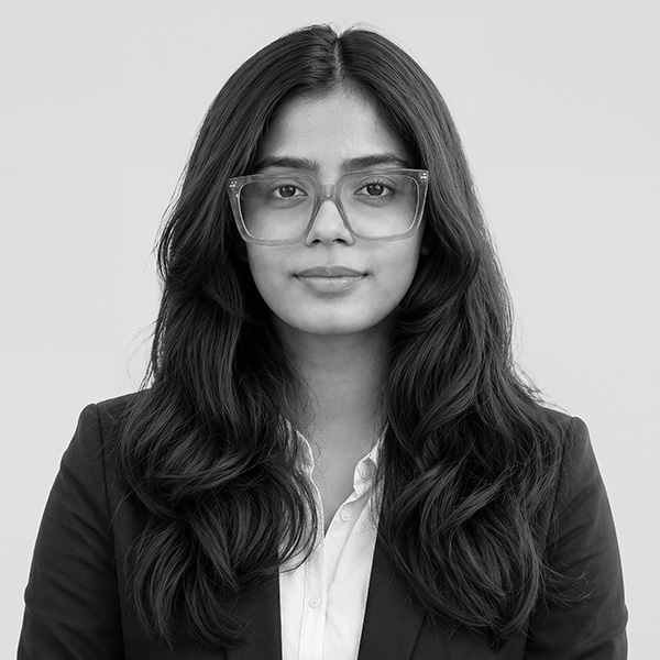 Parisa Dubey evbphoto retoiching B&W 600px sq
