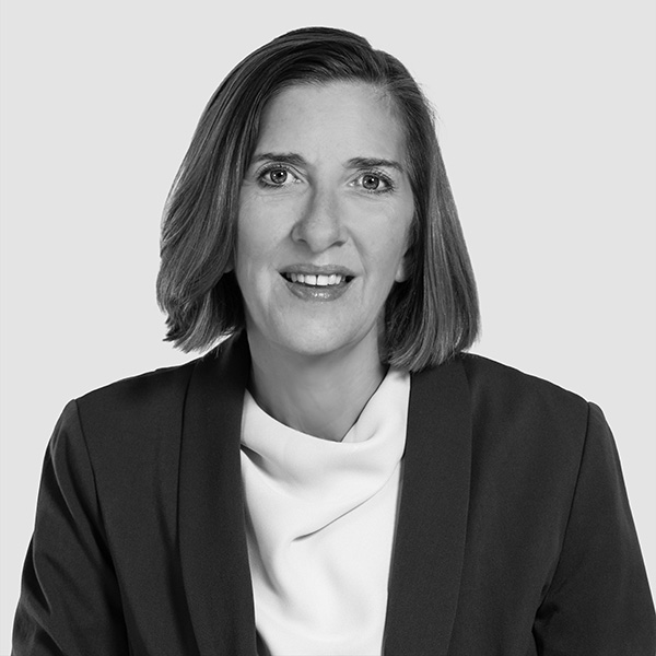 Lisa Flanary B&W 600px sq EVB