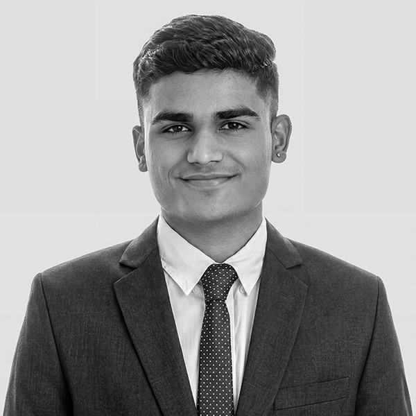 Anish Kala evbphoto retouching B&W 600px sq