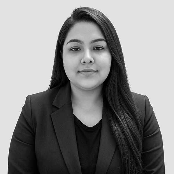 Shweta Pathak evbphoto retouching B&W 600px sq