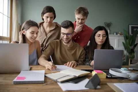 Anticiper les études des enfants