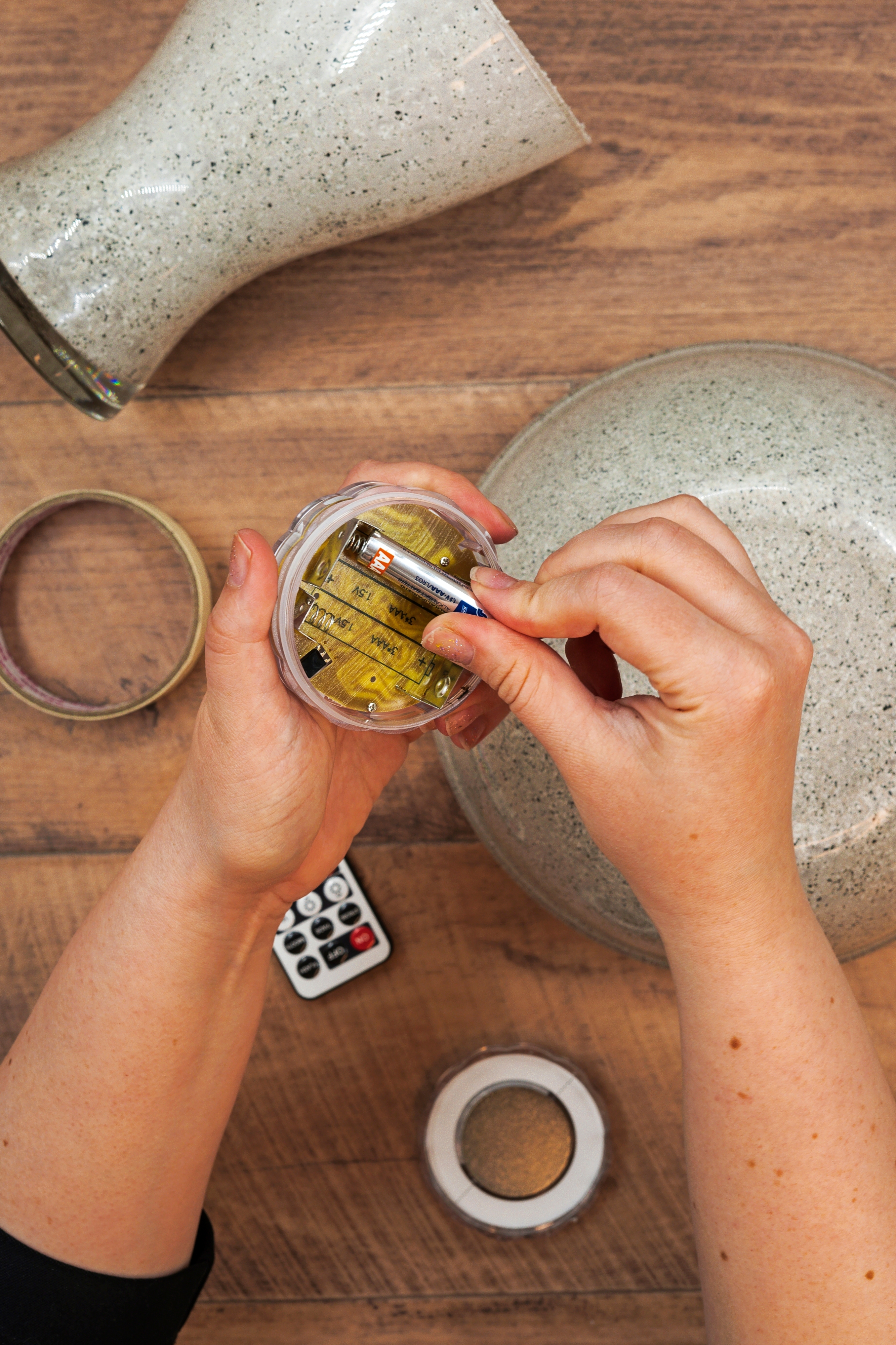 Install the light source of your choice inside the mushroom lamp.