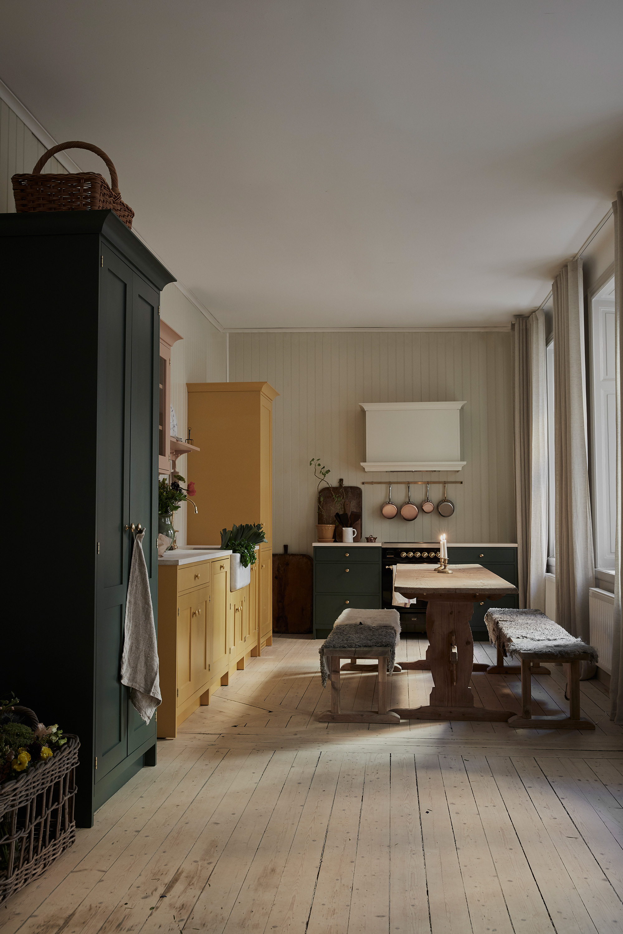 A Carl Larsson kitchen by Cupboards & Goods.