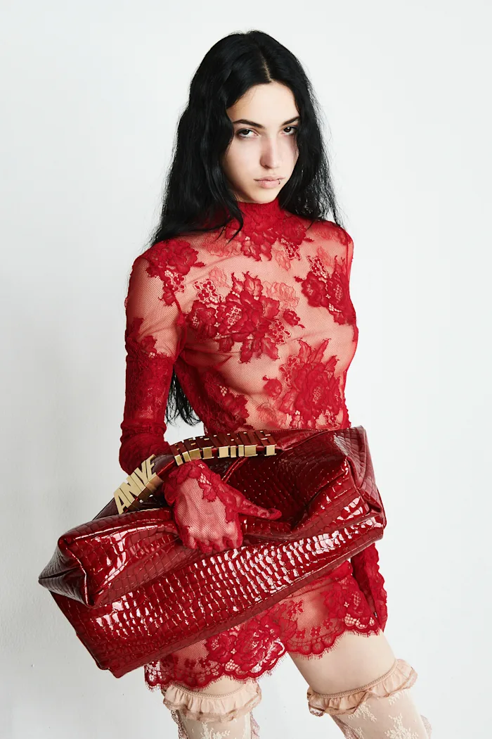 Fall Winter 25 Aniye By