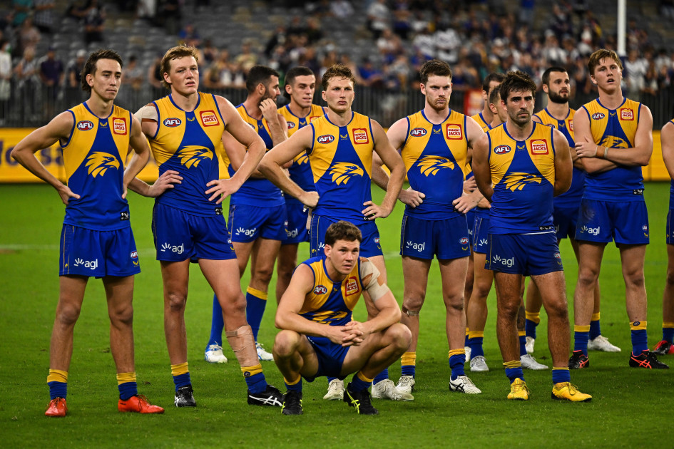 Seven West Coast Eagles players fined following 'disrespectful' nightclub  visit