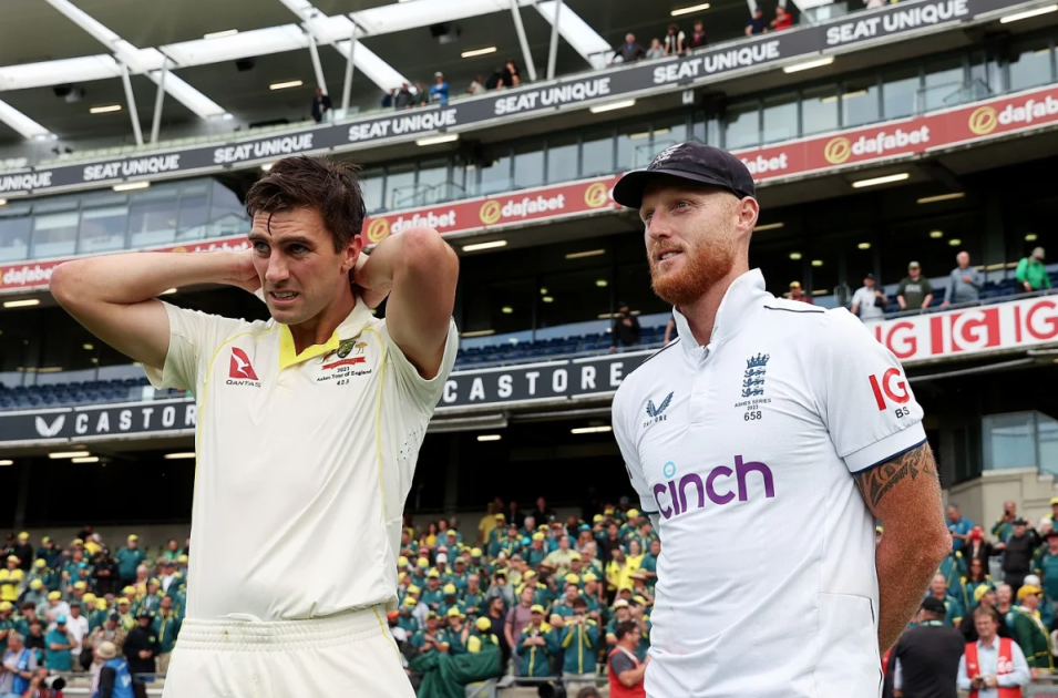 Report: English team snubs Aussie advances for a traditional post Ashes drink