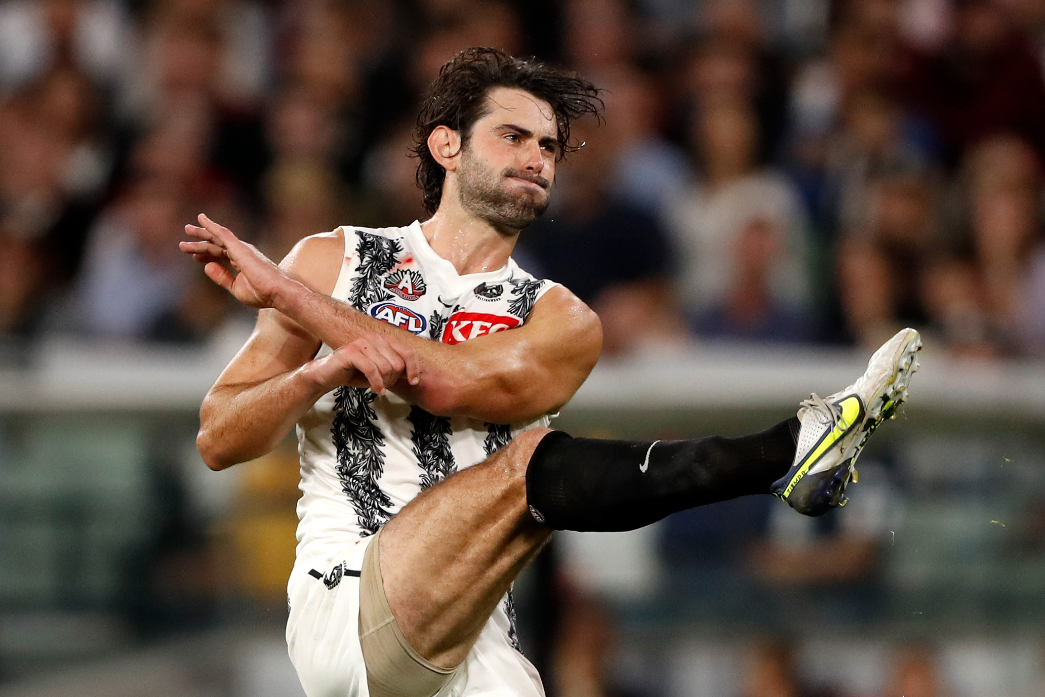 Collingwood implored to make returning Grundy earn his spot