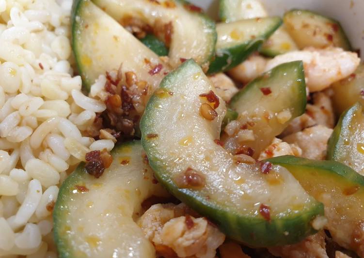 Smashed Cucumber and Prawn Salad