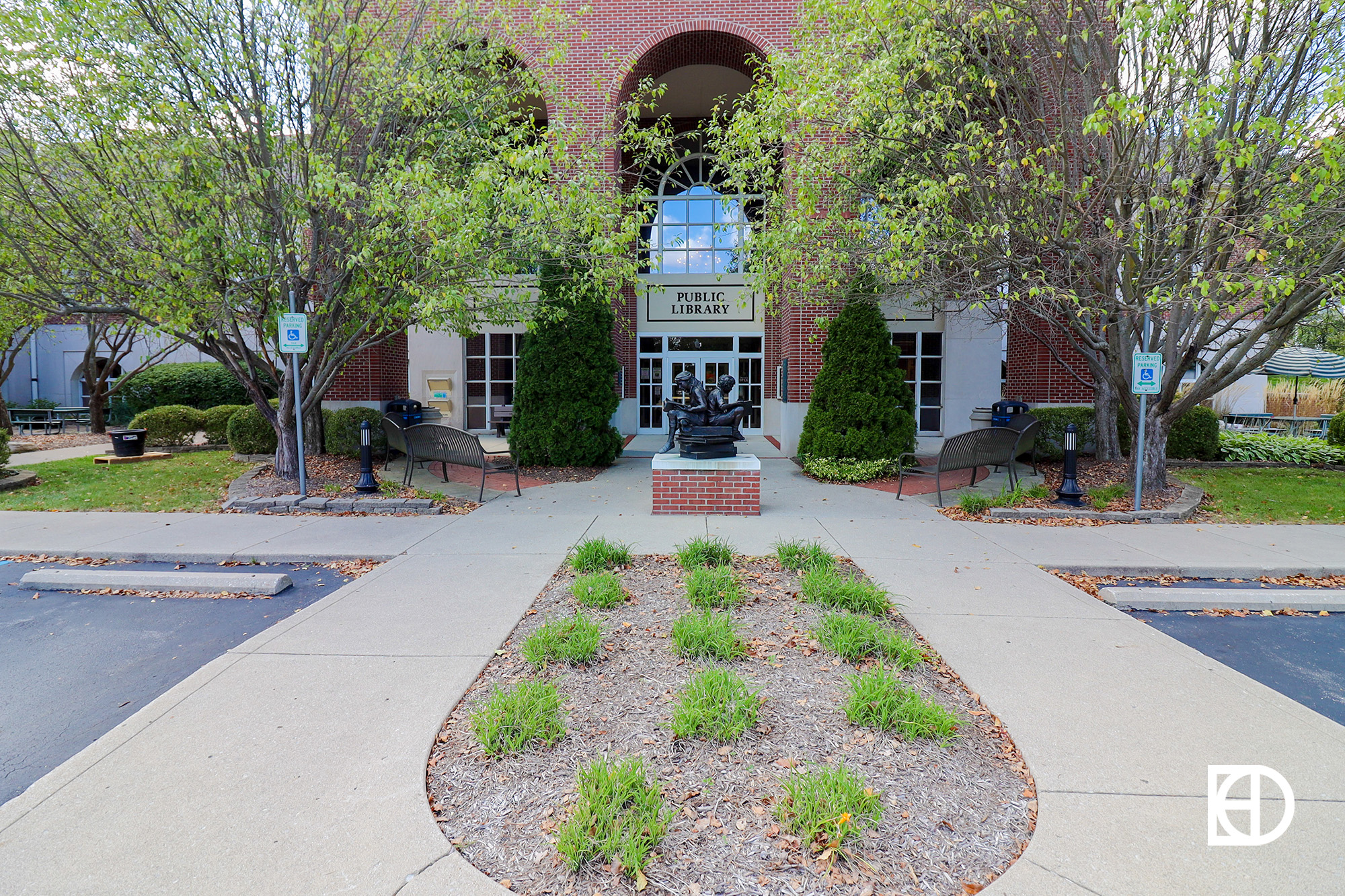 Hussey-Mayfield Library