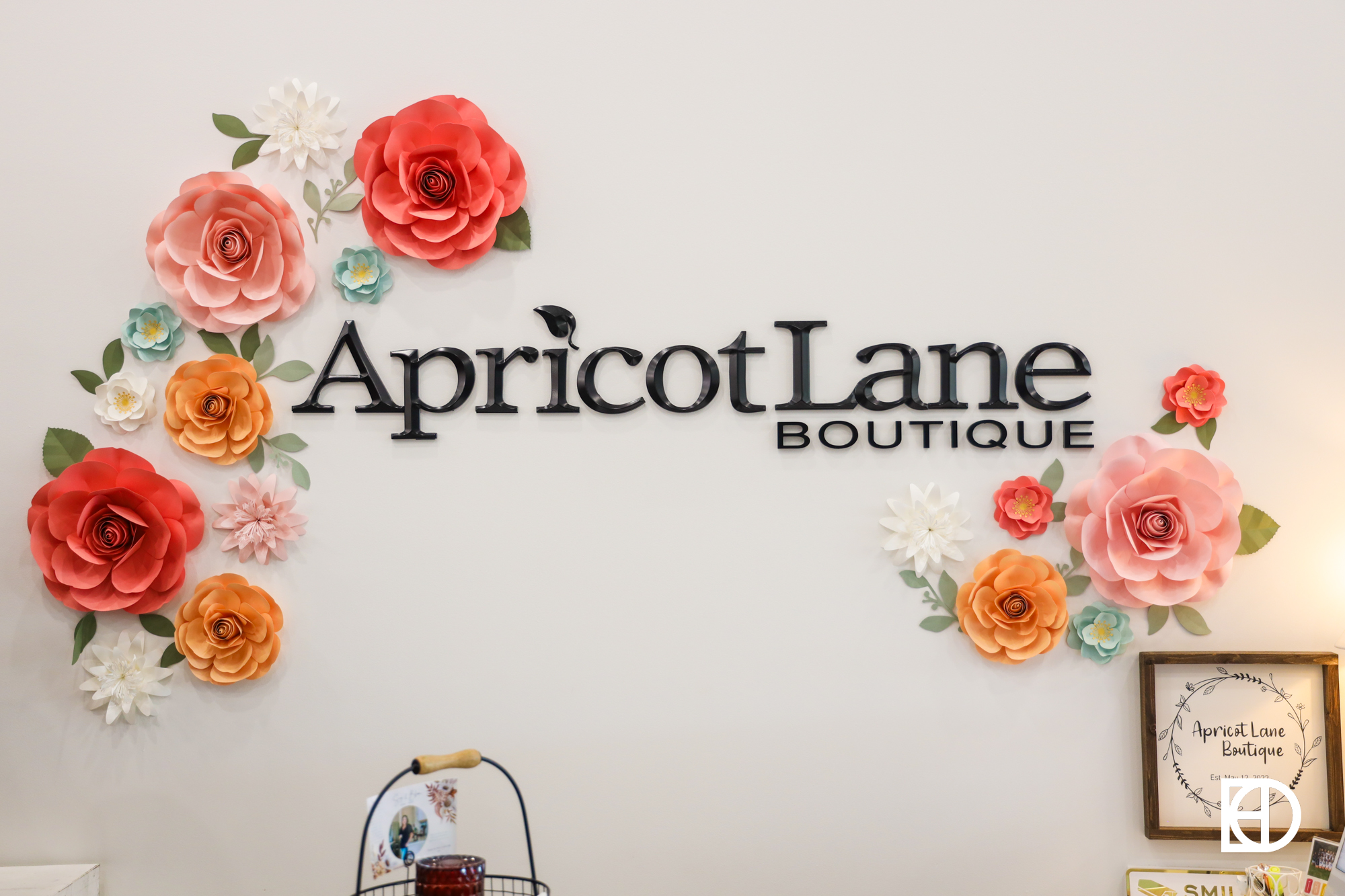 Apricot Lane Boutique-Logo-09