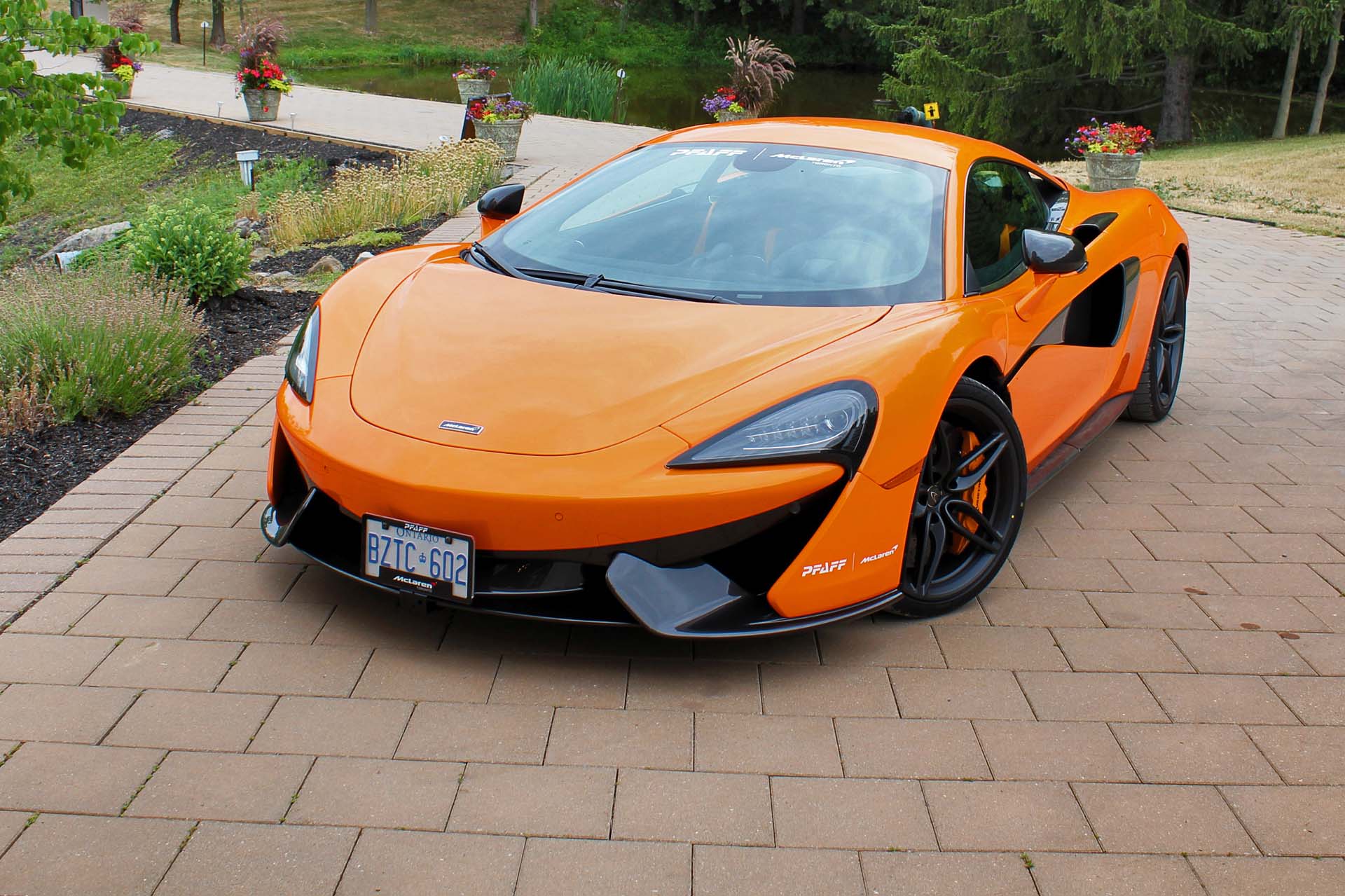 2016 McLaren 570S Test Drive Review - AutoTrader.ca