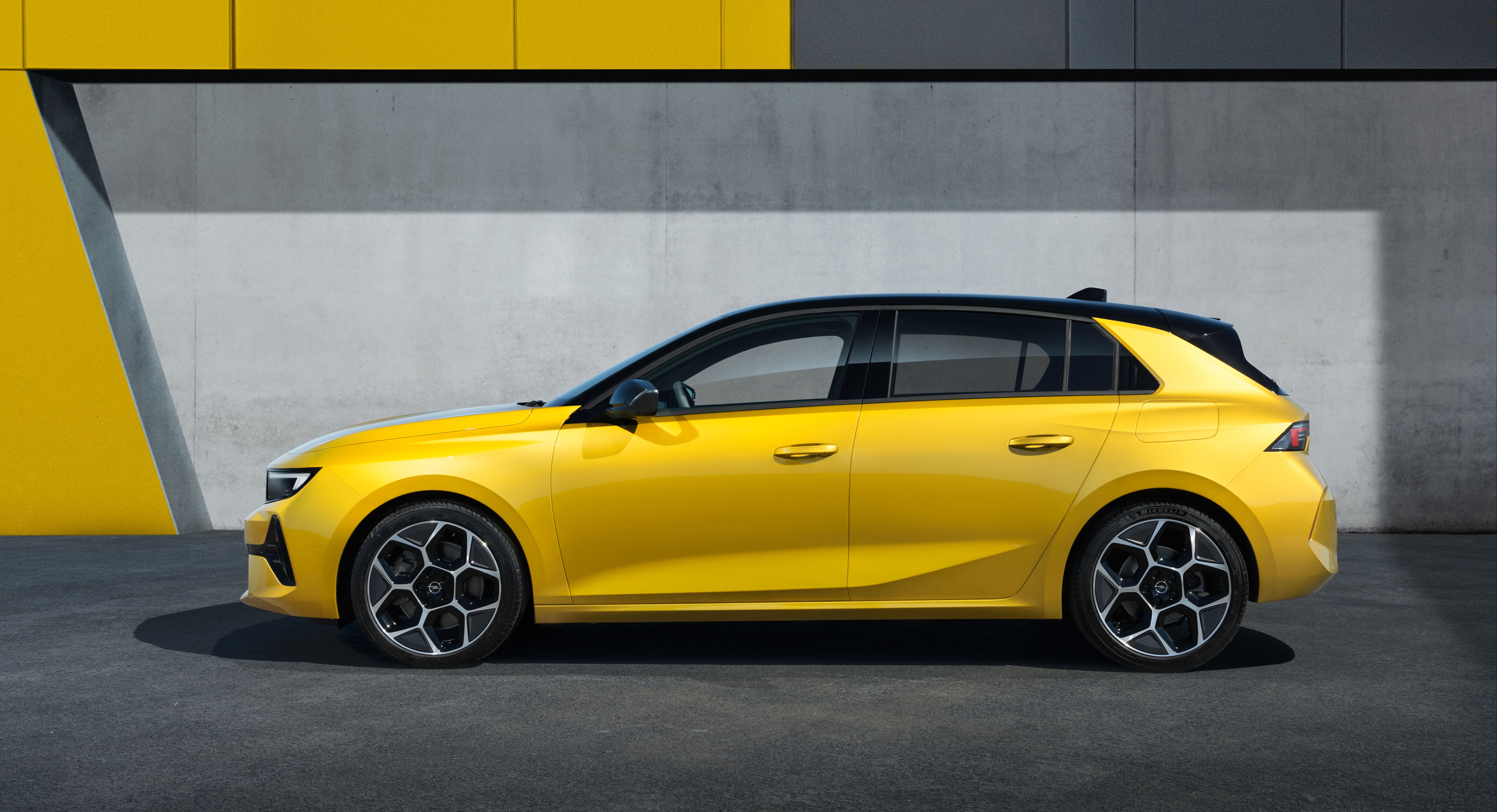 Opel Astra Sports Tourer - Infos, Preise, Alternativen - AutoScout24