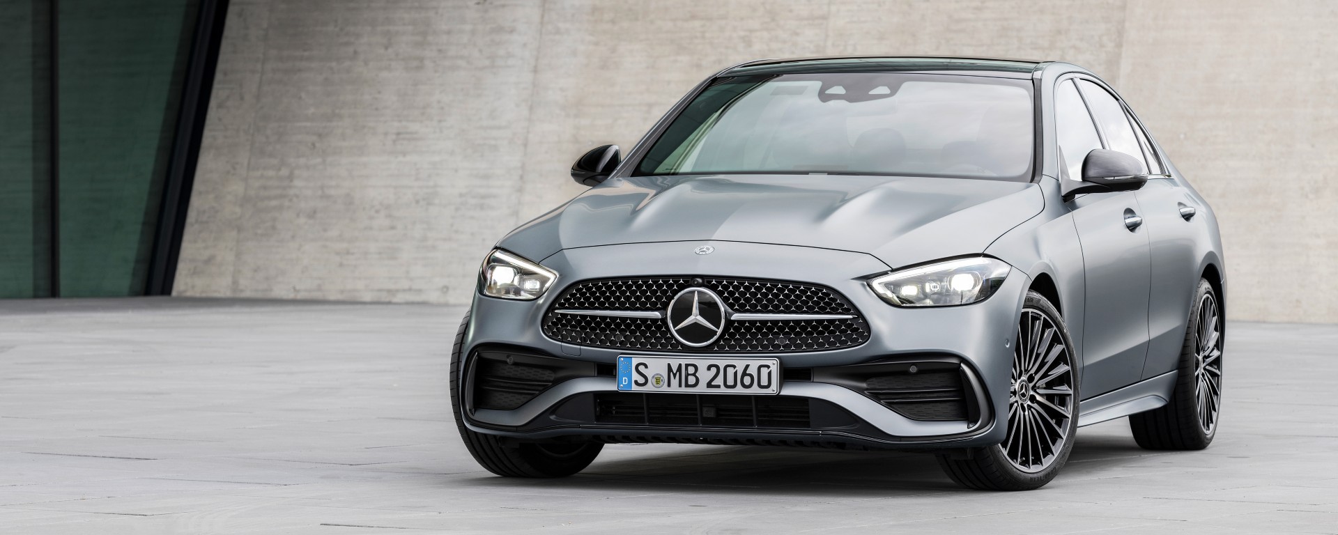 Mercedes-Benz Classe C: dimensioni, interni, motori, prezzi e concorrenti -  AutoScout24