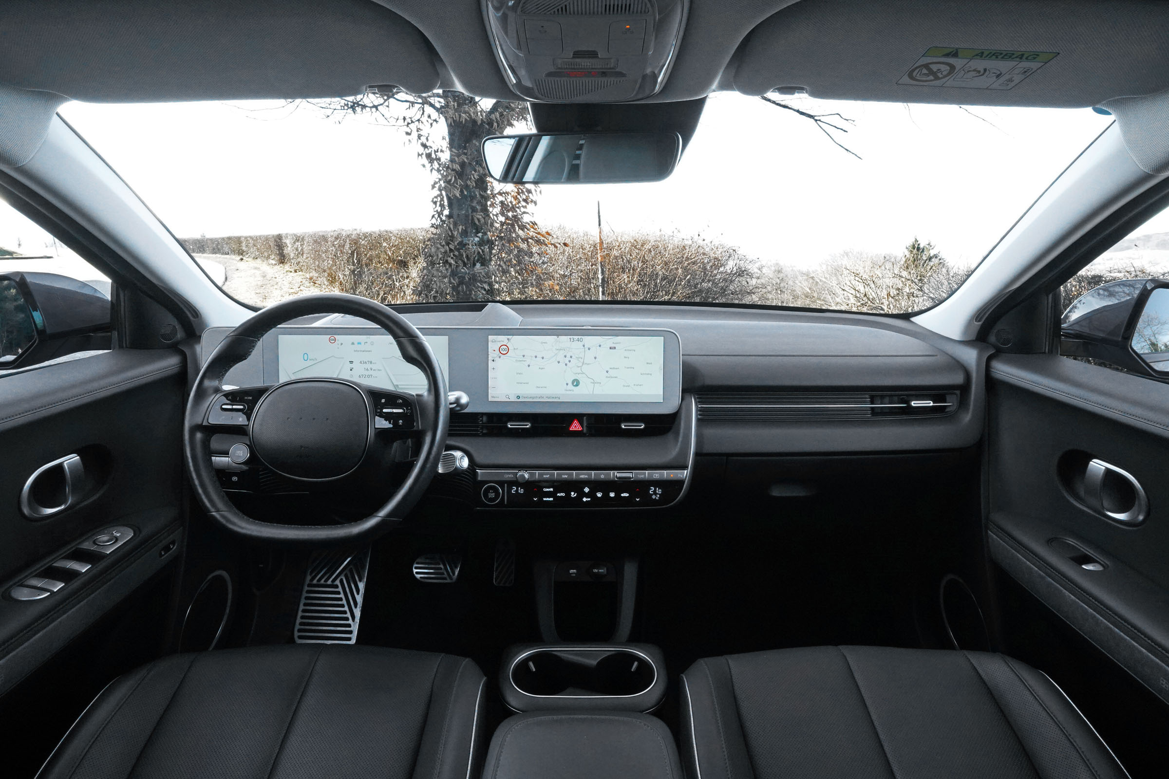Hyundai Ioniq 5 - Cockpit