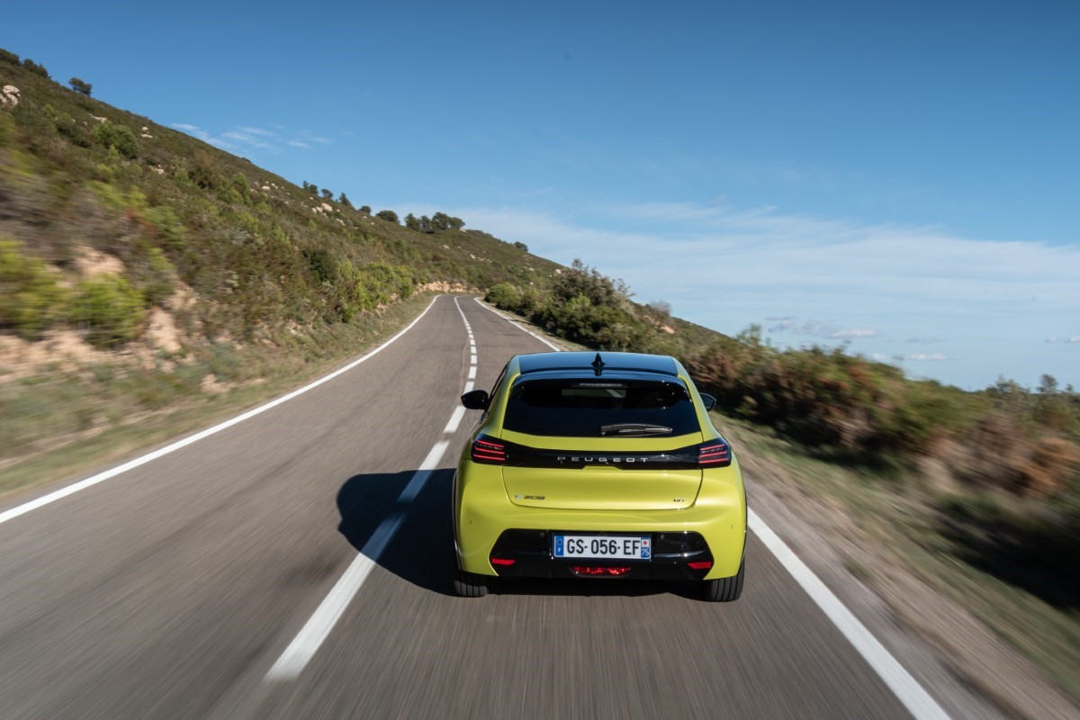 Petite Auto Citadines : petites voitures à prix attractifs et plaisir de conduite ...