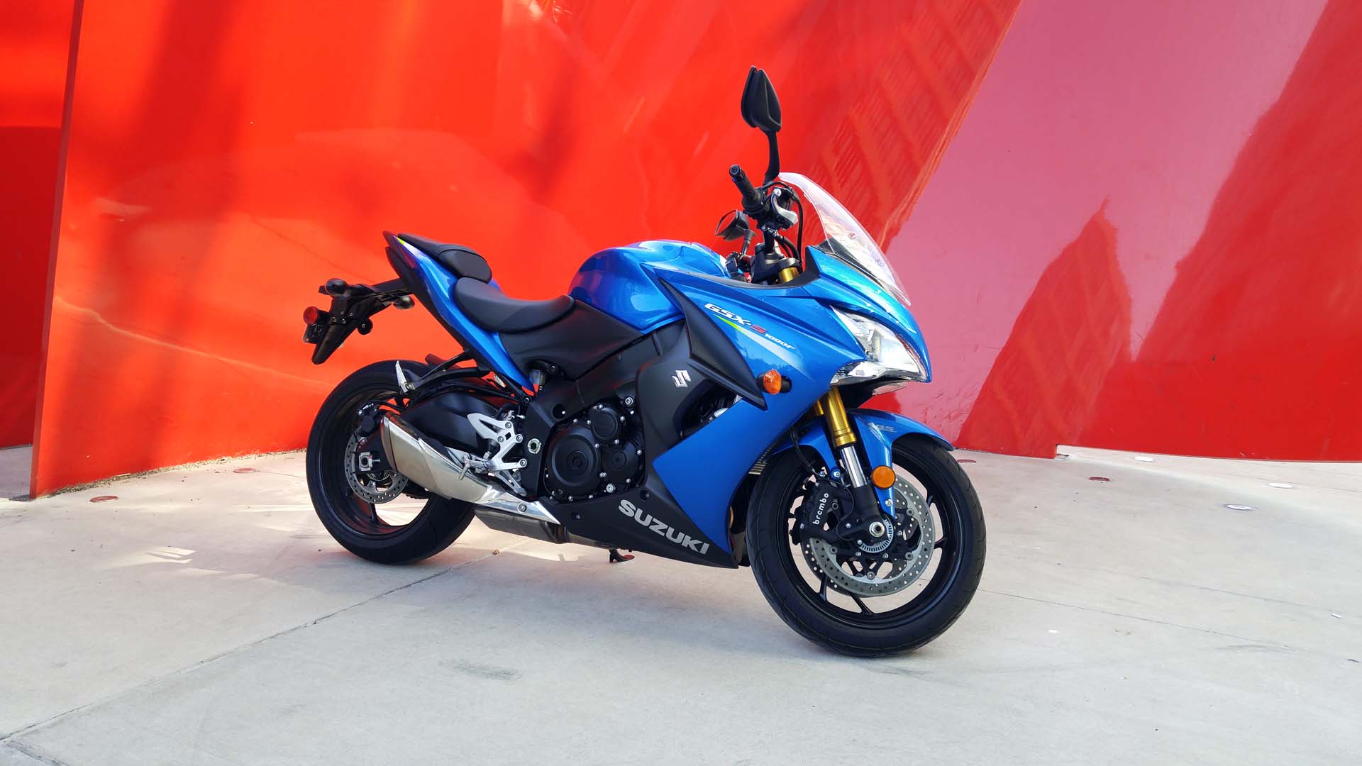 Test Ride: 2016 Suzuki GSX-S1000F and Suzuki GSX-S1000 - AutoTrader.ca