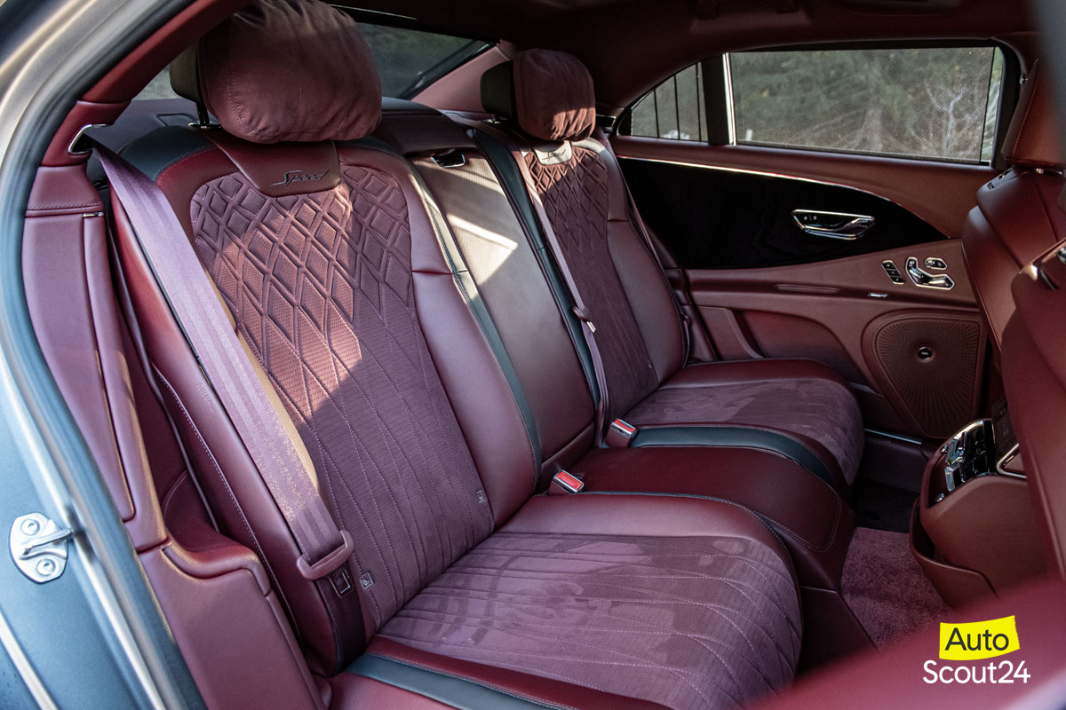 Bentley Flying Spur Speed - Sitze hinten