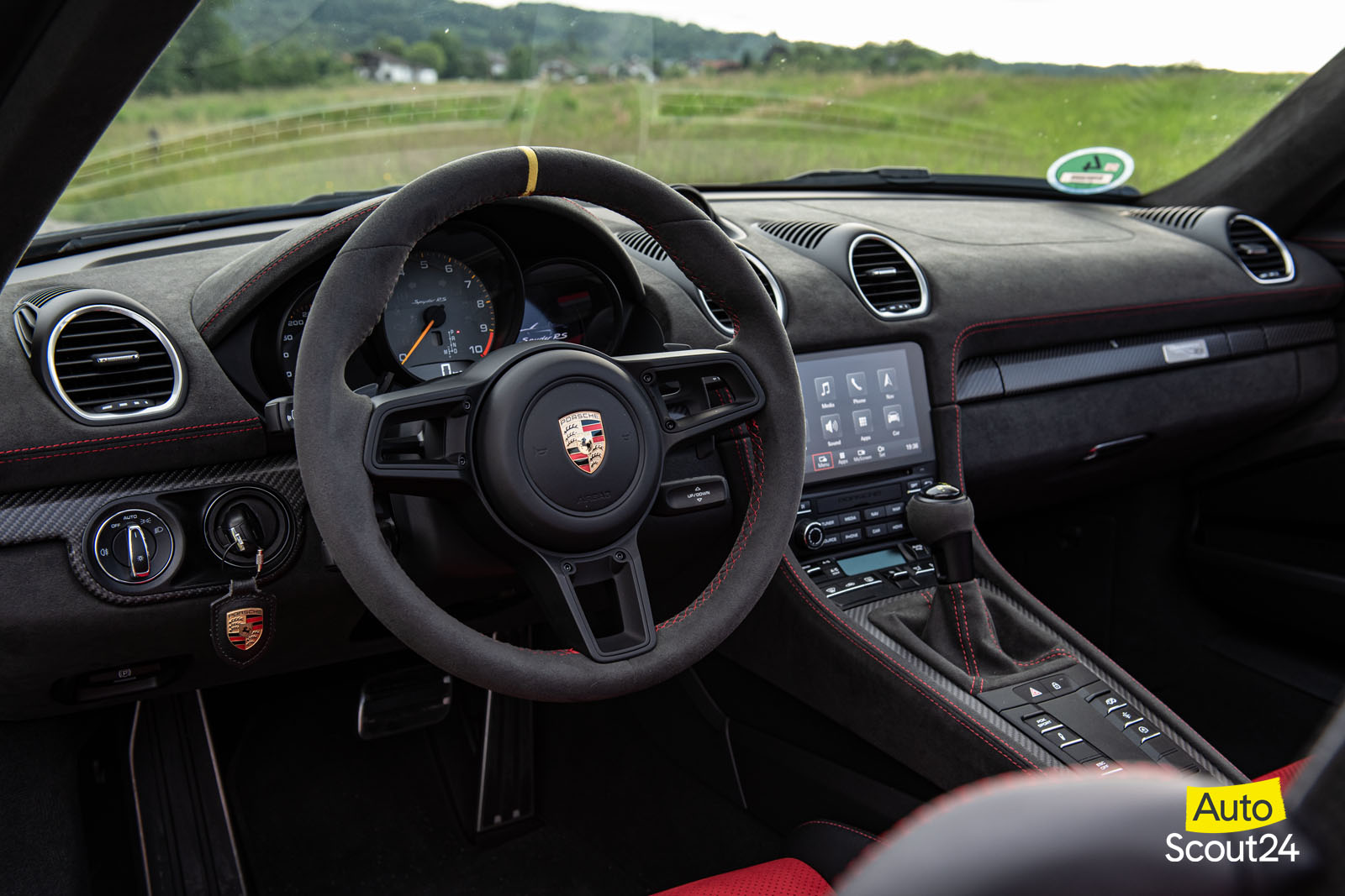 Porsche 718 Spyder RS - Cockpit