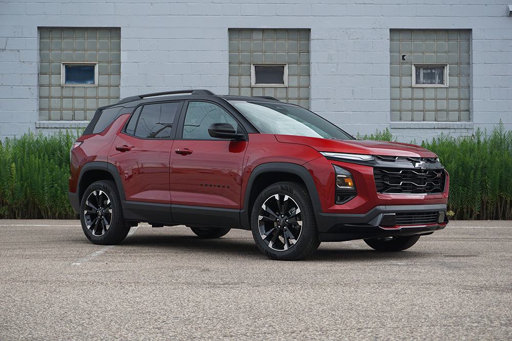 2025 Chevrolet Equinox First Drive Review and Video - AutoTrader.ca