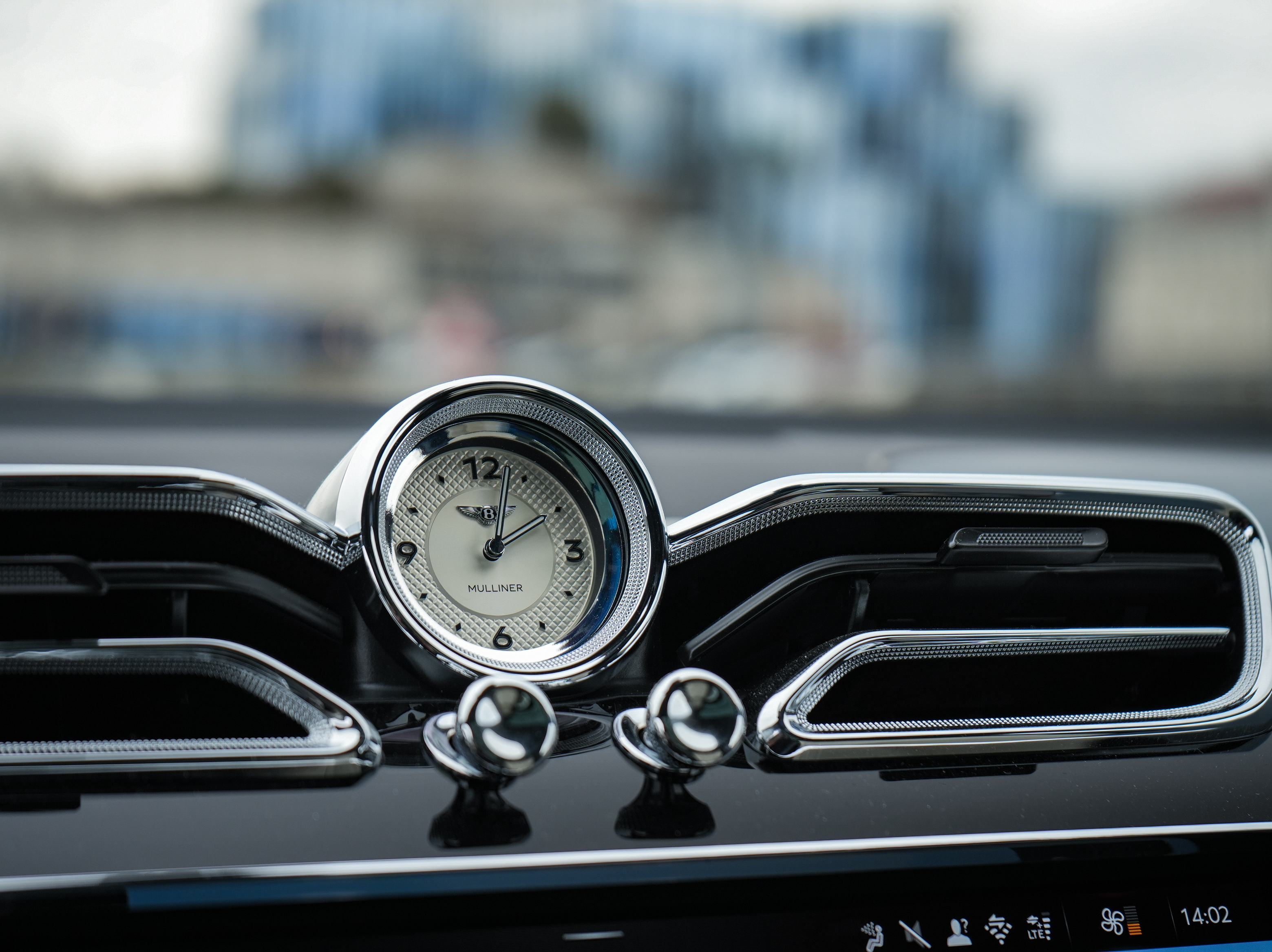 Bentley_Detail_2