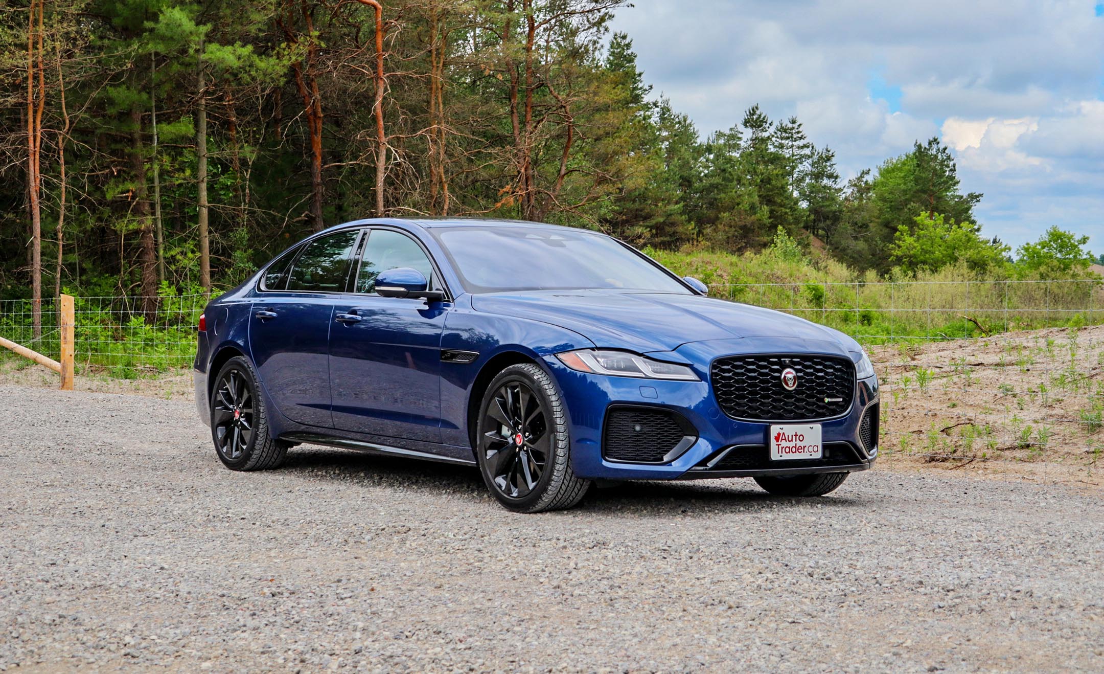 2021 Jaguar XF Review - AutoTrader.ca