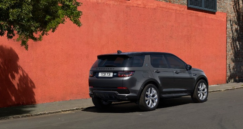 Land Rover Range Rover: dimensioni, interni, motori, prezzi e concorrenti -  AutoScout24