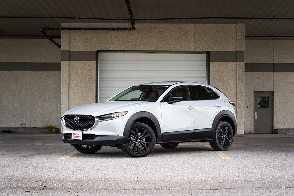 パンダ 2024 Mazda CX-30 Review - AutoTrader.ca
