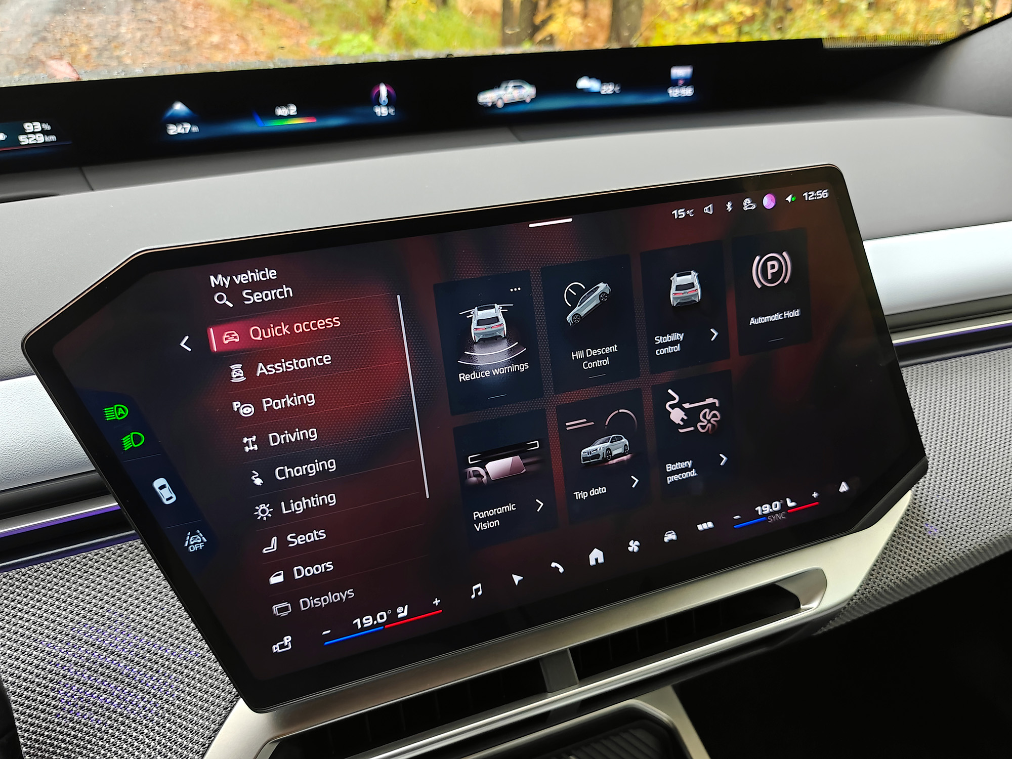 New Cars Are Getting Too Complicated — Buyers Are Pushing Back - AutoTrader.ca