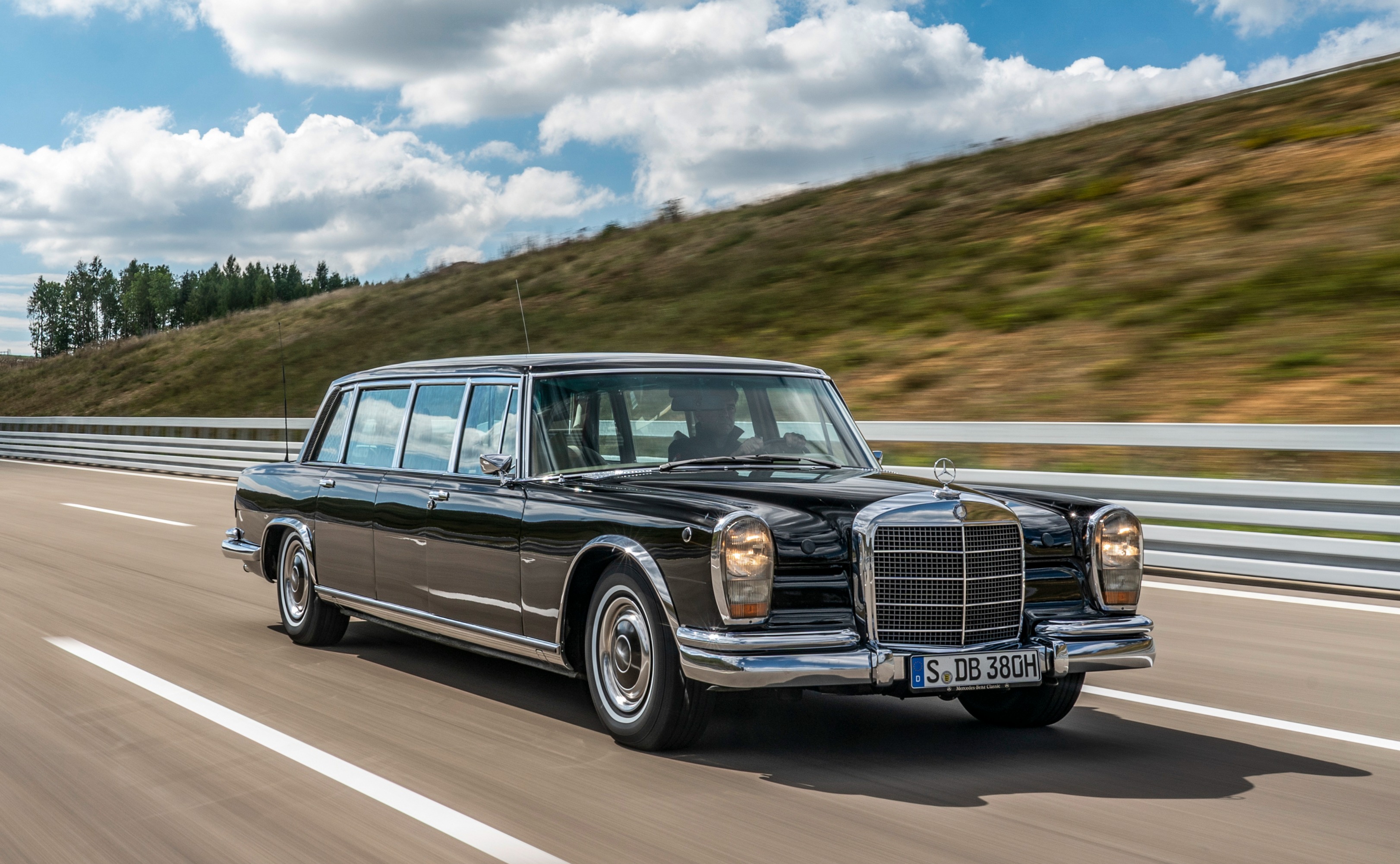 値下げしました！MERCEDES-BENZ 600 Mercedes 600 - Informatie, prijzen, alternatieven